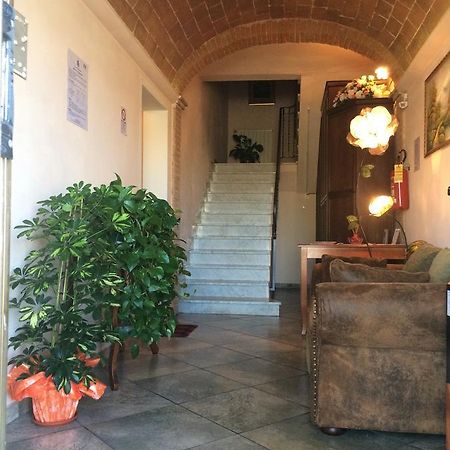 Da Donna Rosa Hotell Pontedera Exteriör bild