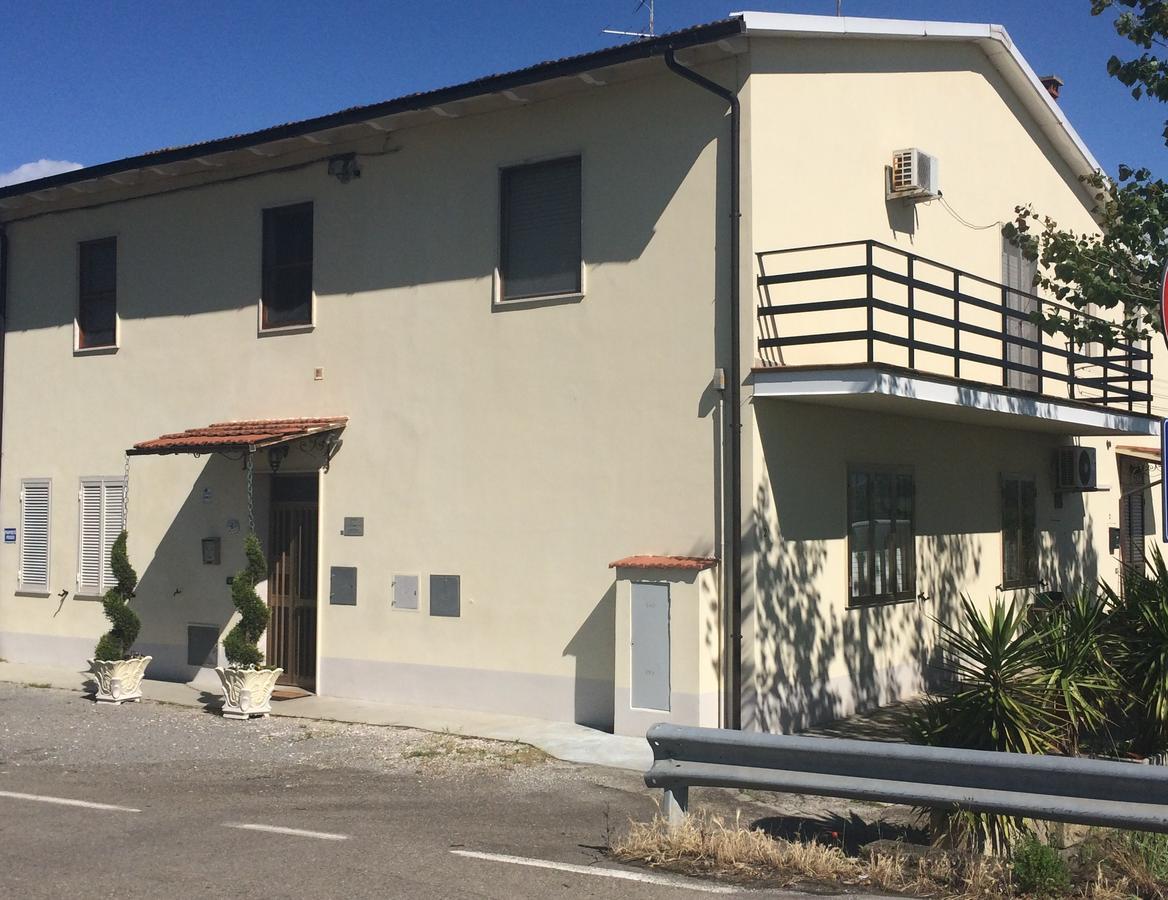 Da Donna Rosa Hotell Pontedera Exteriör bild